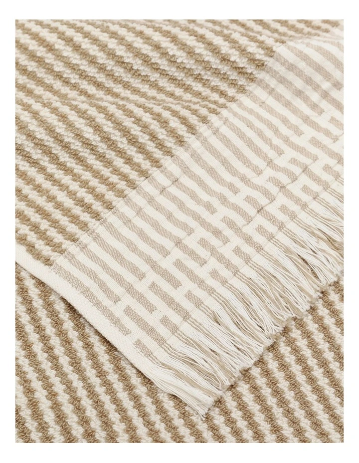 Zadie Bath Towel in Rye image 2
