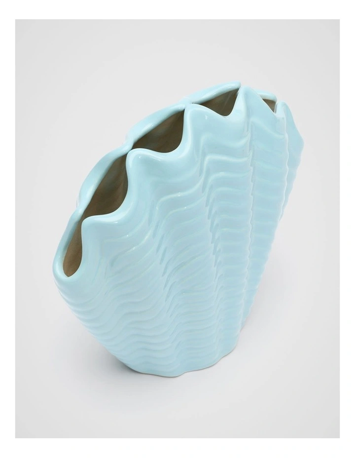 Shell Vase in Skyway image 3