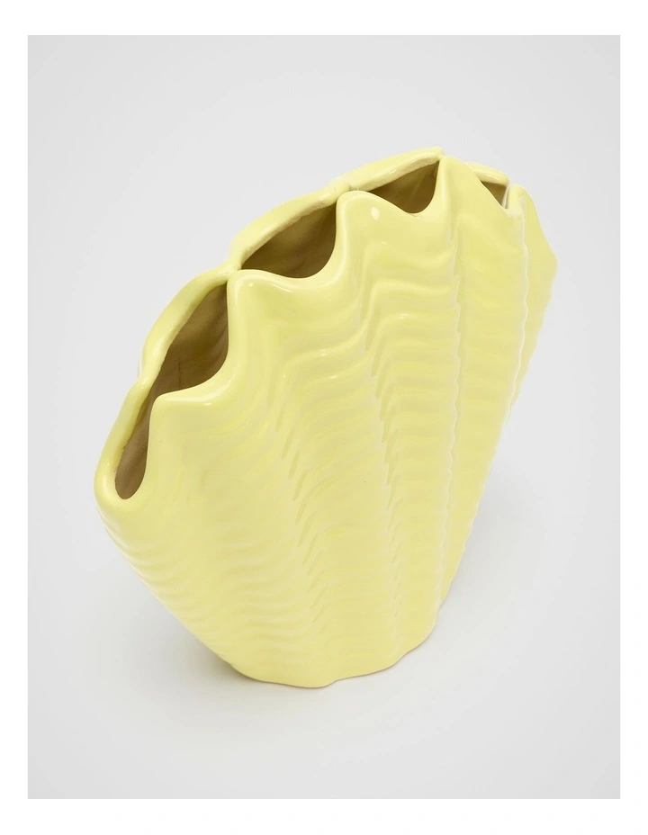 Shell Vase in Lemongrass image 3