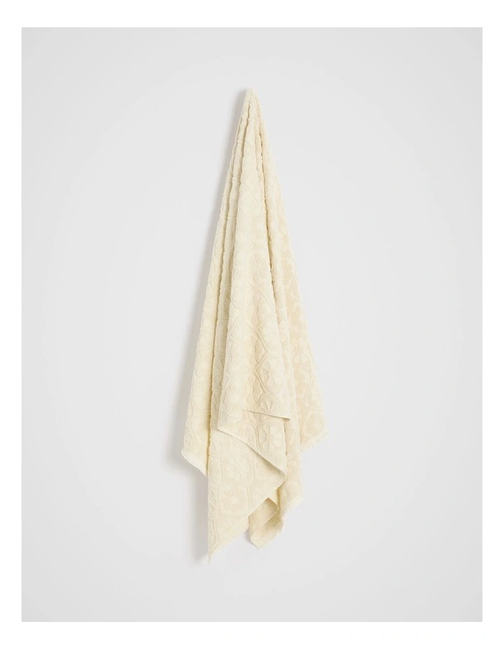 Flower Beach Towel in Butter Cream image 3