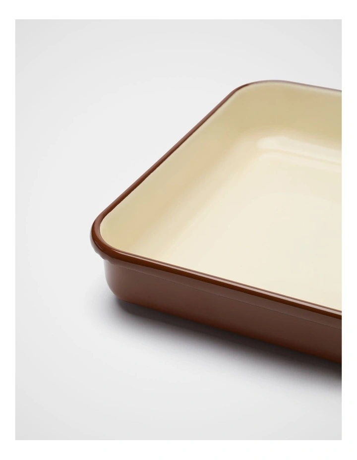 Elias Enamel Rectangle Pan in Biscoff image 2