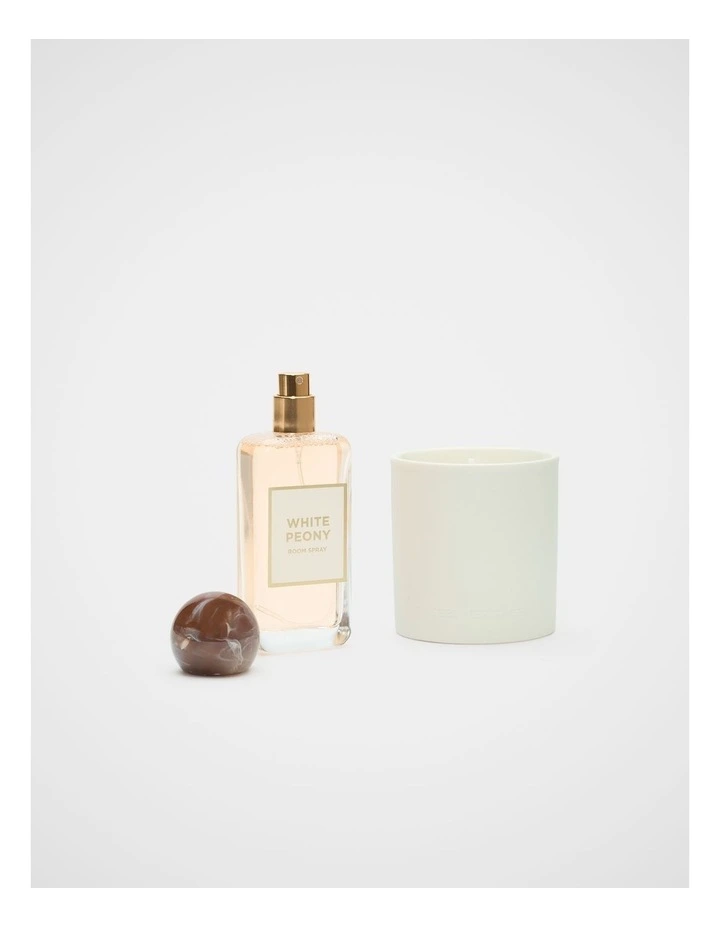 Room Spray And Scented Candle Duo Set image 2