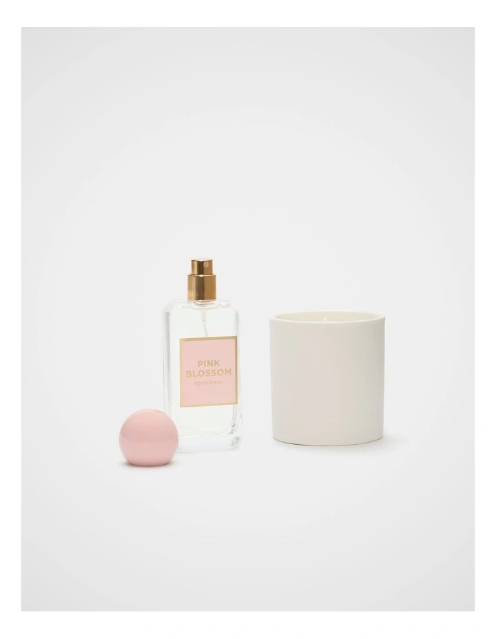 Room Spray And Scented Candle Duo Set image 2