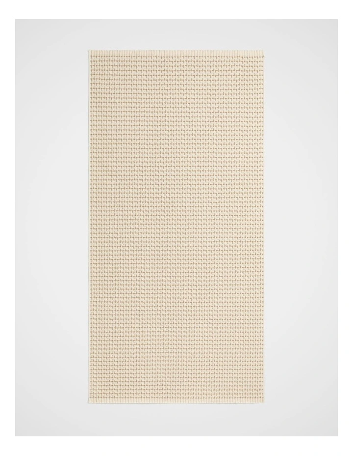 Layla Bath Towel in Cashew Cream image 3
