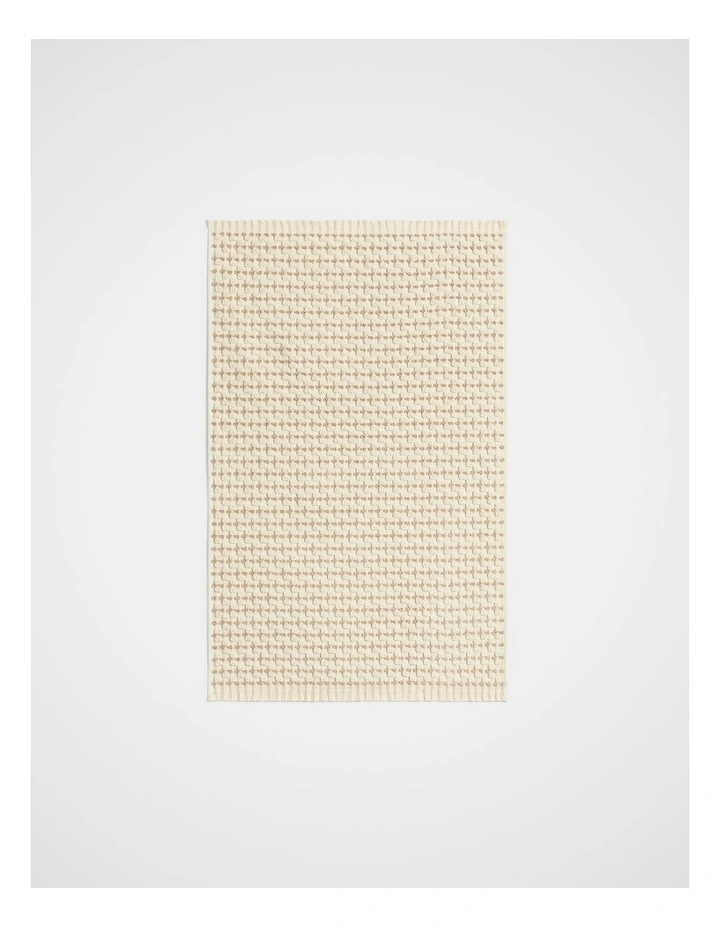 Layla Hand Towel image 3