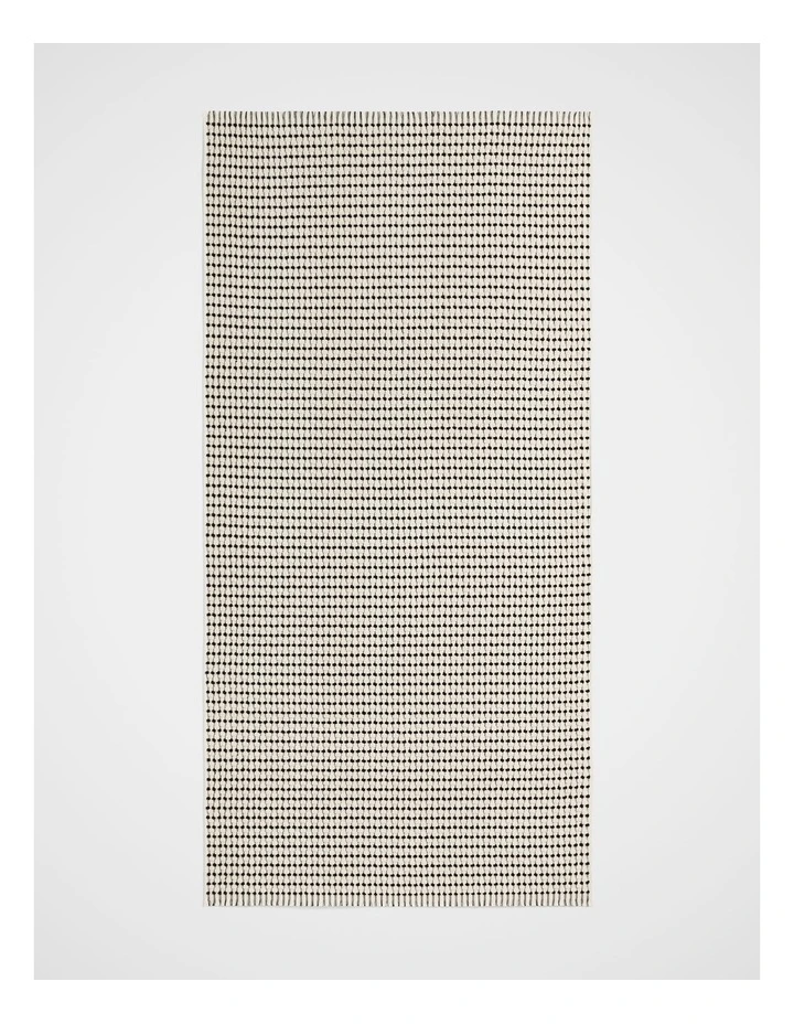 Layla Bath Sheet image 3