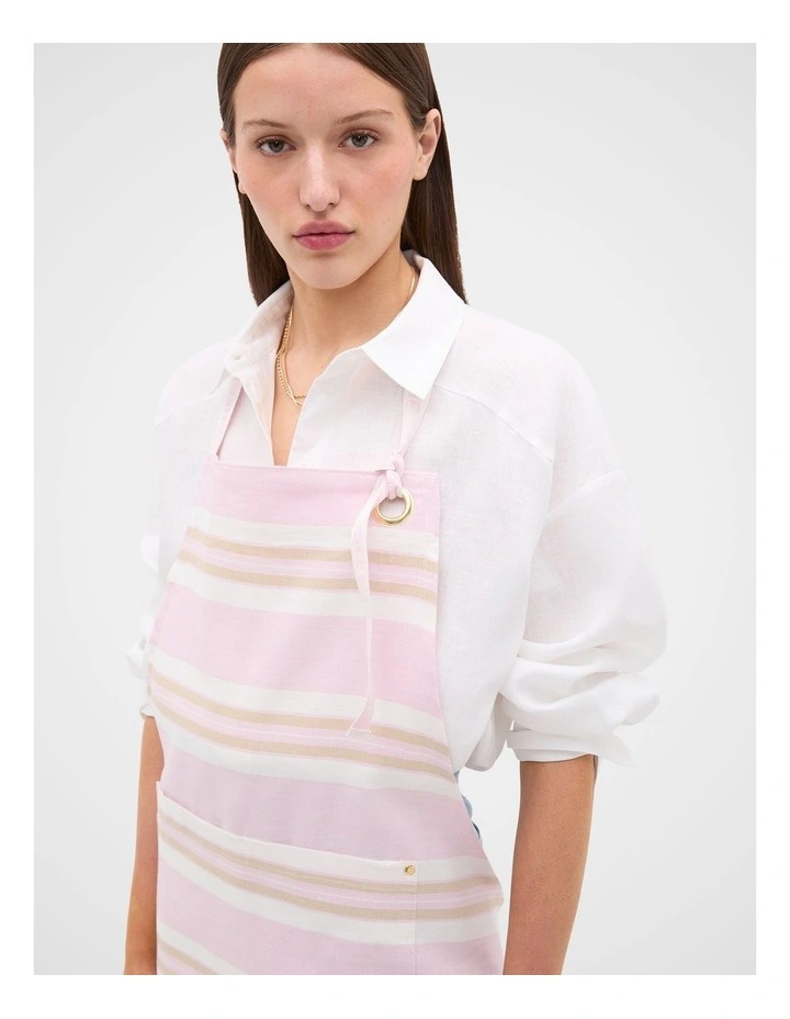 Luca Adult Apron in Petal Pink image 3