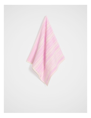 Petal Pink colour