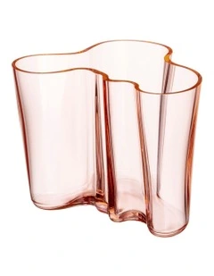 Alvar Aalto Collection Vase 16cm in Salmon Pink