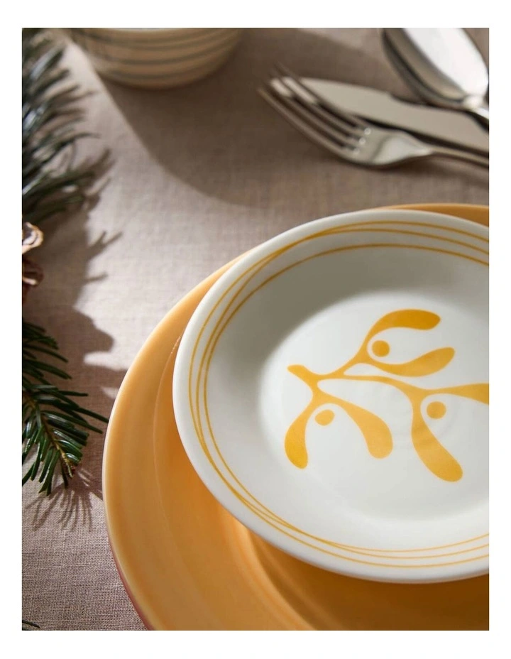 1815 Christmas Plate Set of 4 16cm in Multi image 6