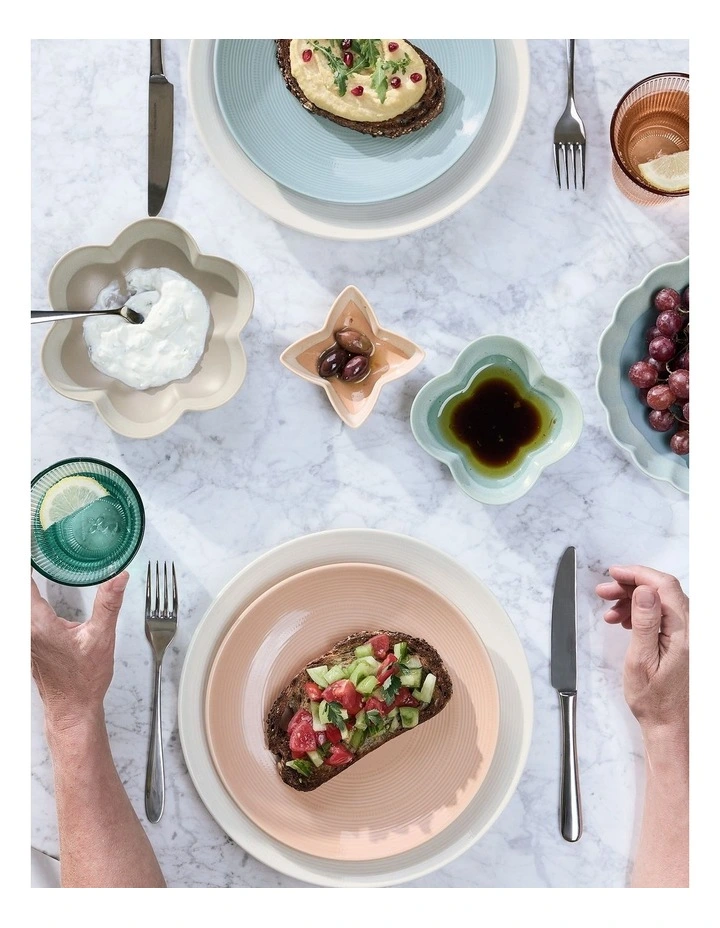 Lambeth Nesting Shaped Dishes, Set of 4 image 2