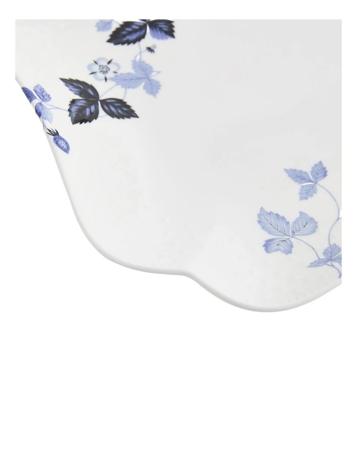 Wild Strawberry Platter 27cm in Inky Blue image 3