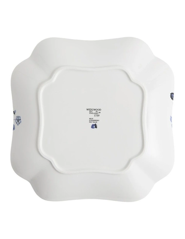 Wild Strawberry Platter 27cm in Inky Blue image 4