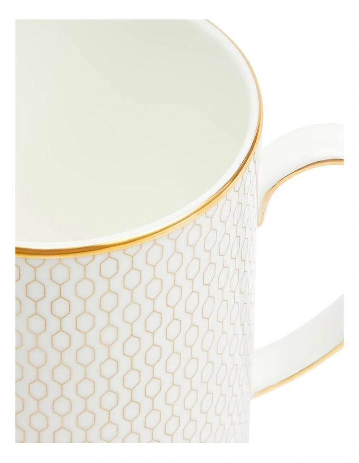 Dinnerware Set 16 Pieces in Gold image 5