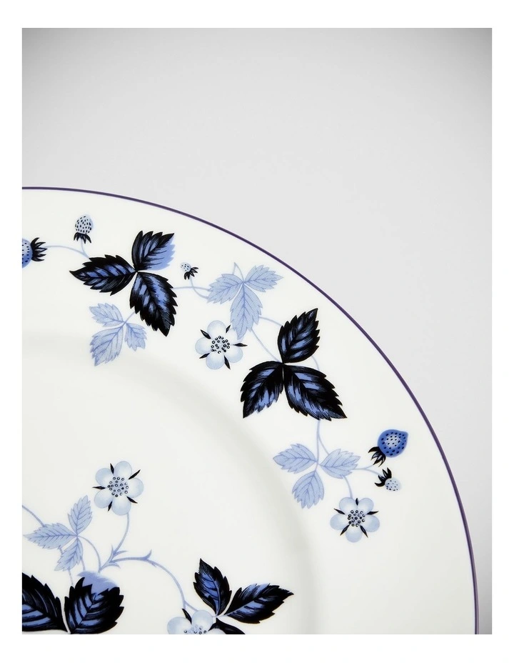 Wild Strawberry Plate 27.3cm in Inky Blue image 3
