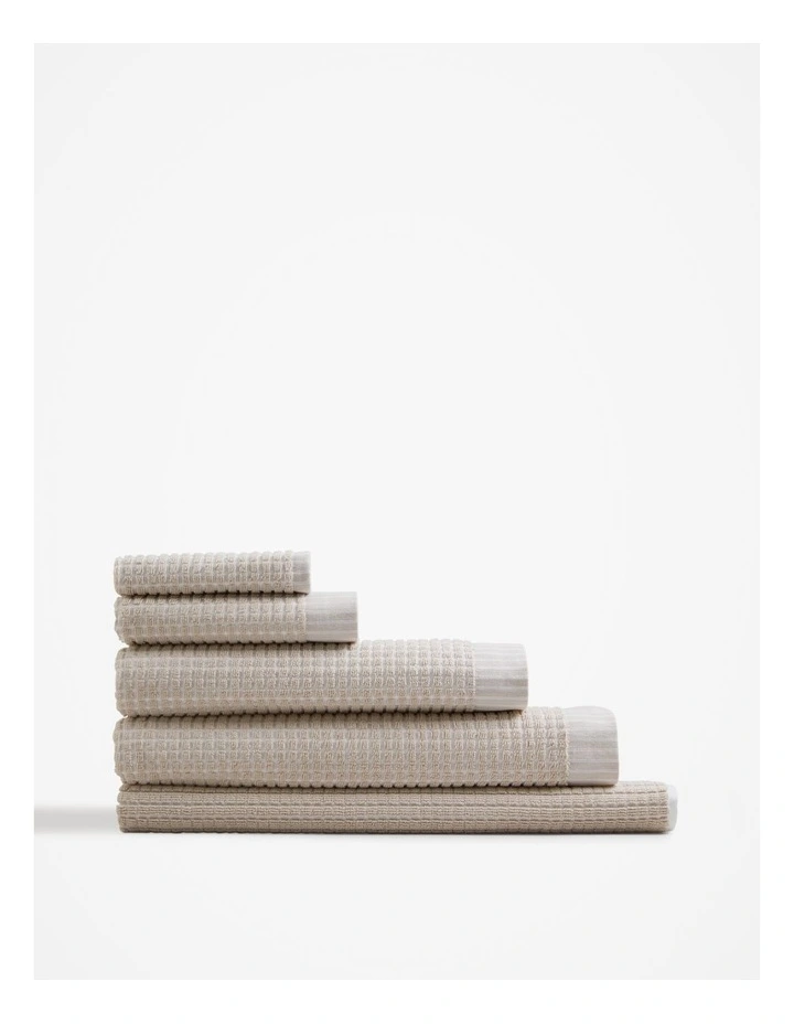 Luma Australian Cotton Bath Towel in Natural image 3