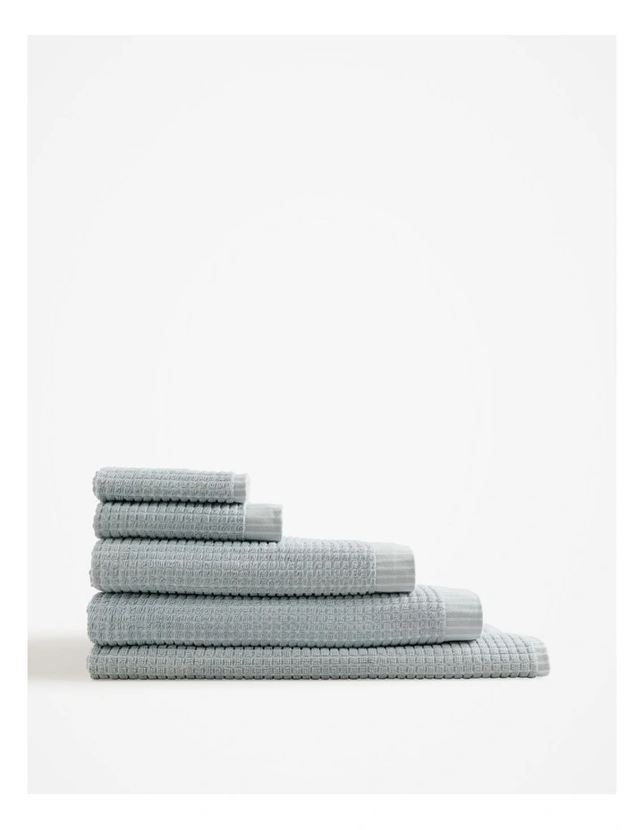 Luma Australian Cotton Bath Mat in Pale Chambray image 3