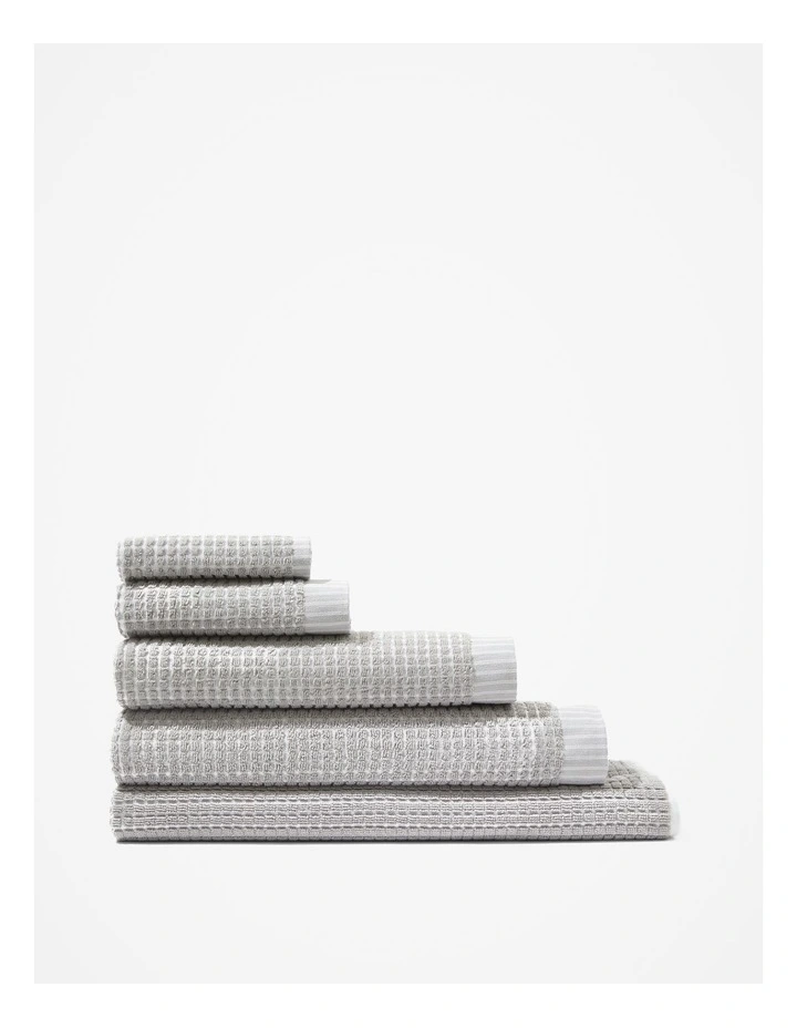Luma Australian Cotton Bath Sheet in Pale Grey image 3