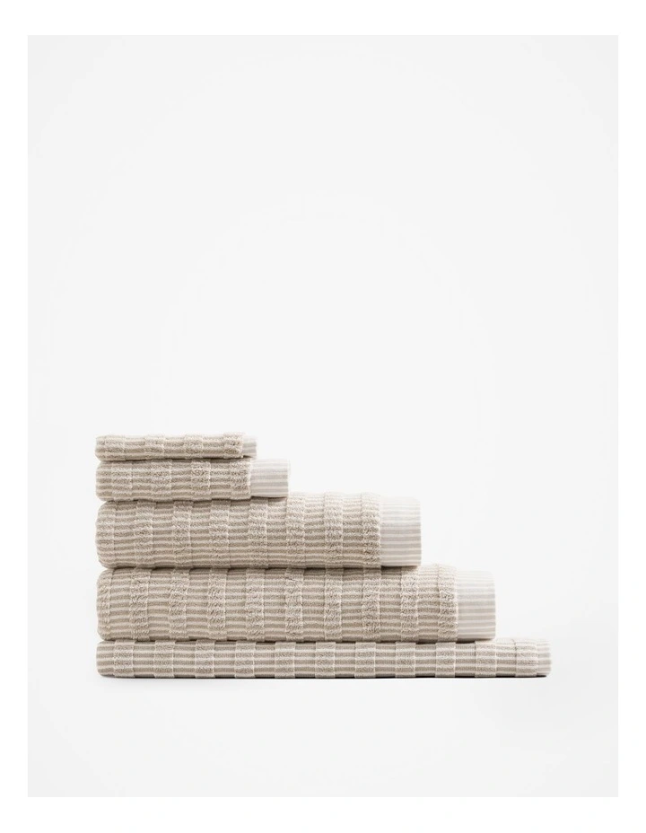 Pippa Australian Cotton Bath Towel in Natural image 3