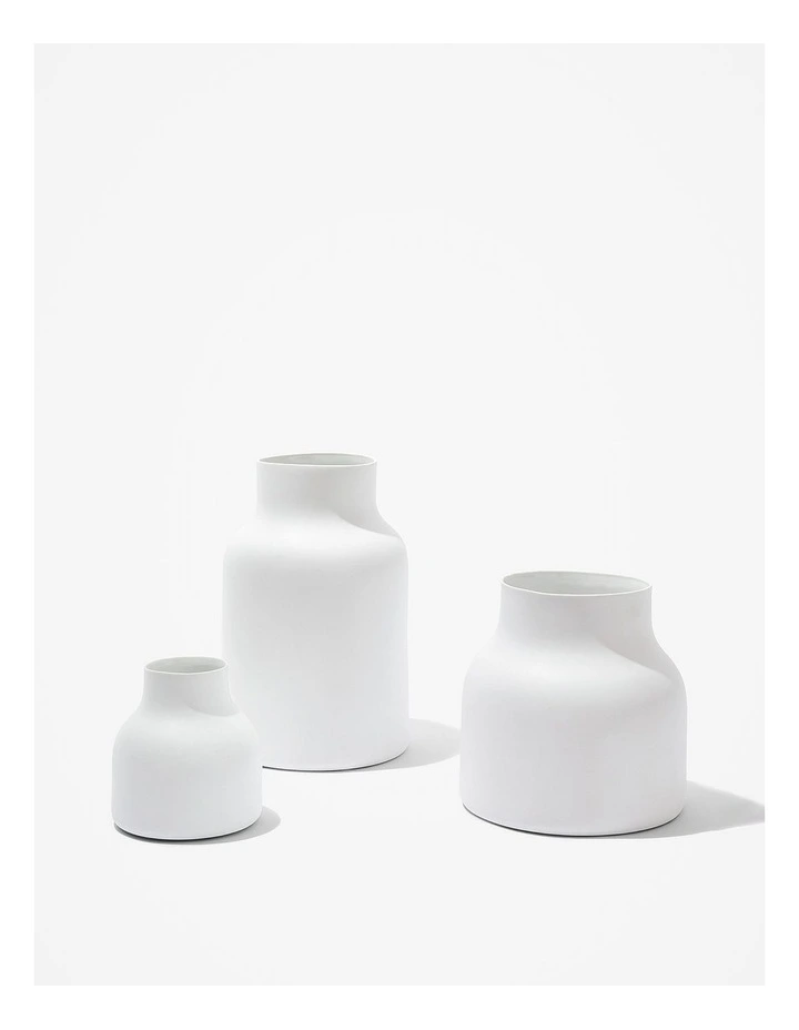 Dane Ceramic Large Vase in Snow image 3