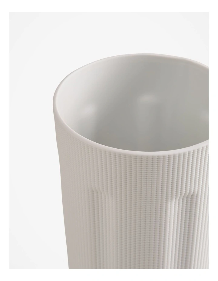 Edessa Medium Vase in Snow image 2