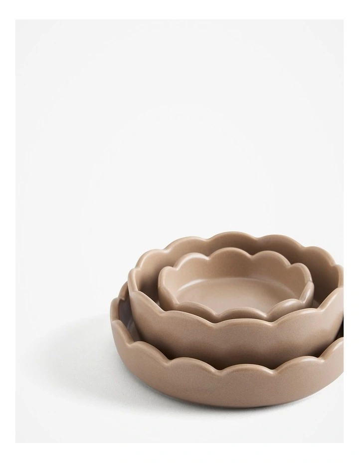 Poppy Dip Bowl Set of 3 in Mushroom image 3