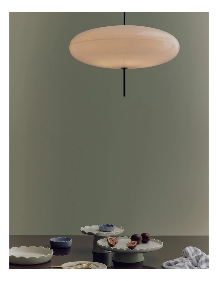 Poppy Cake Stand Small in Snow image 2