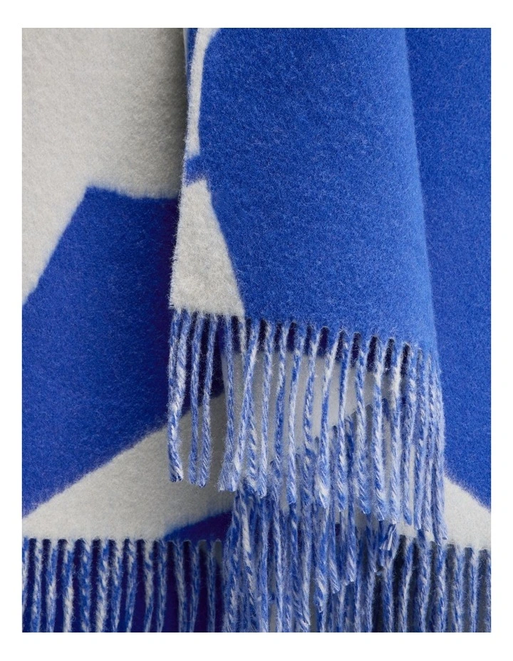 Cr X Julie White Gumnut Throw in Cobalt image 4