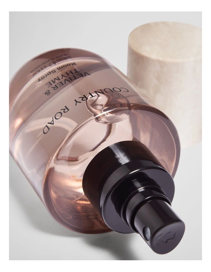 Australian Made Vetiver & Thyme Room Spray 100ml in Vetiver And Thyme image 3