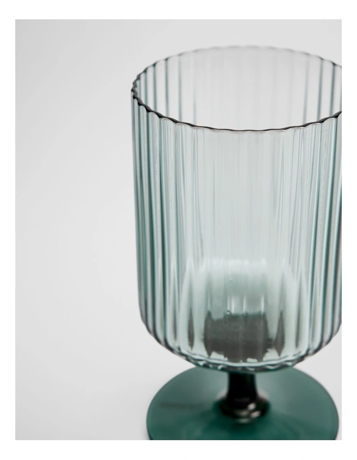 Vivi Wine Glass Set Of 2 in Jade image 2