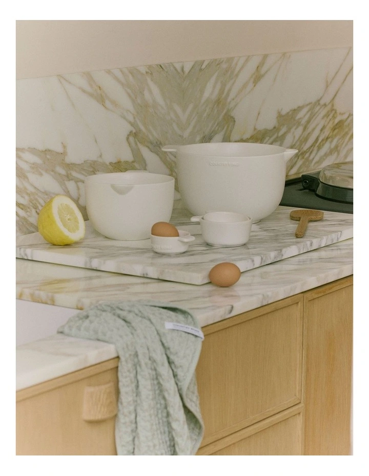 Demm Small Mixing Bowl in Snow image 2