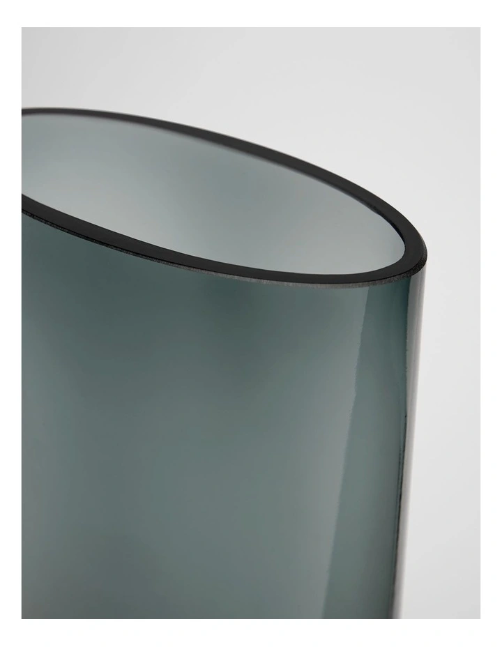 Karli Large Glass Vase in Jade image 2