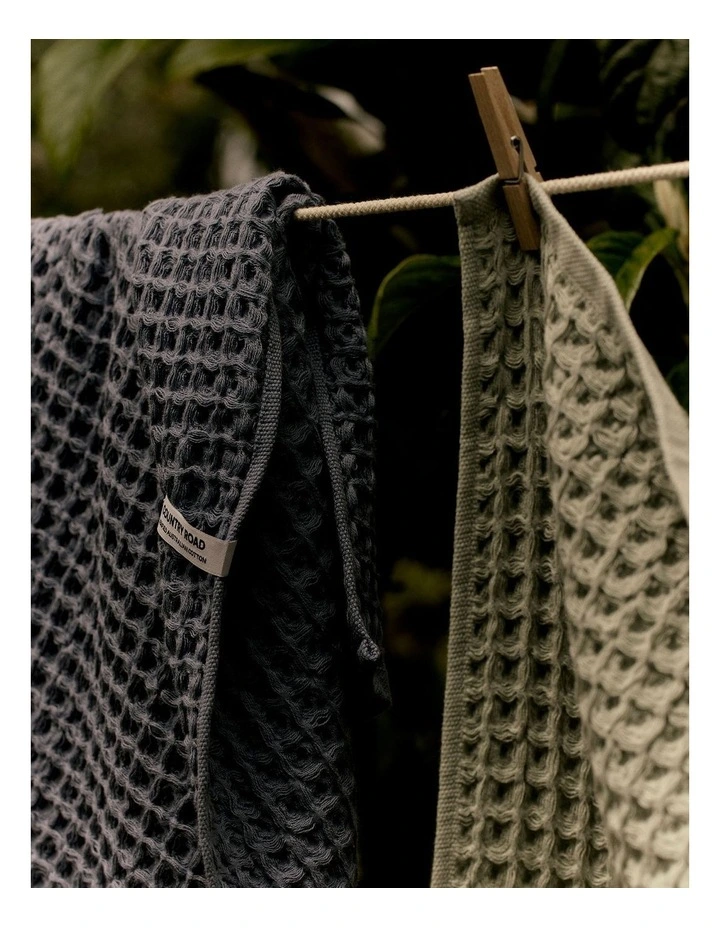 Meeka Verified Australian Cotton Tea Towel Pack Of 2 in Deep Lake image 5