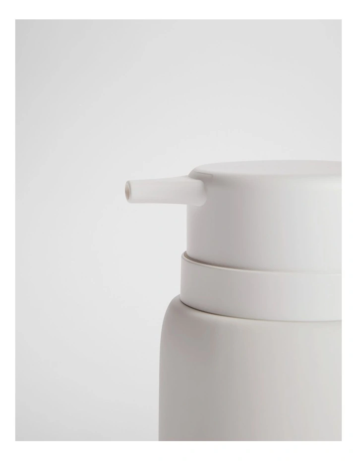 Alora Soap Pump in Snow image 2