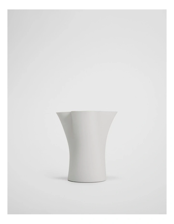 Aria Medium Vase in Snow image 1