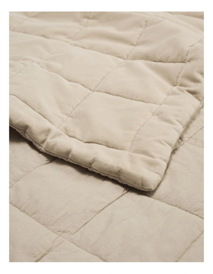 Elm Bed Cover in Natural image 2