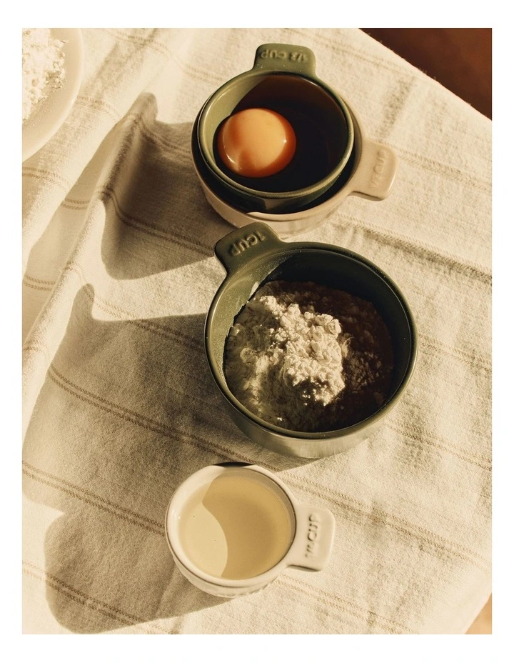 Demm Measuring Cup Set in Multi image 2