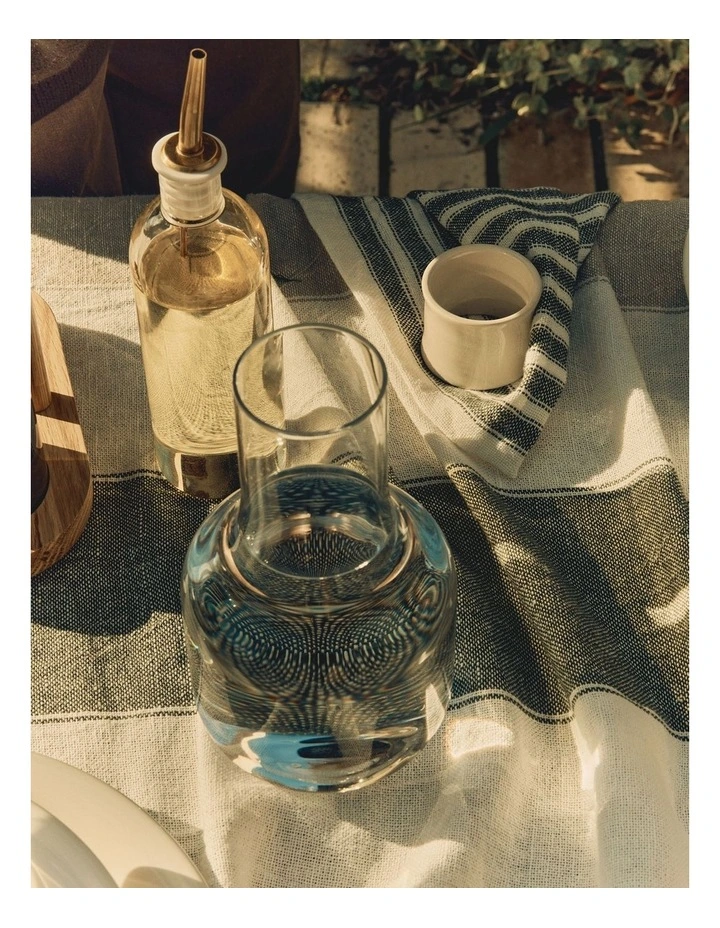 Lowe Carafe Set in Clear image 2