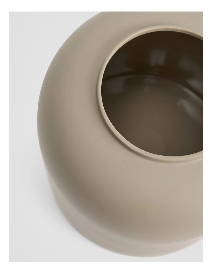 Dom Medium Vase in Sand image 2