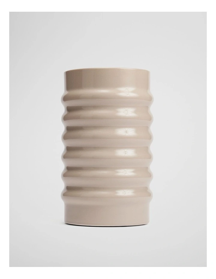 Tori Medium Vase in Sand image 1