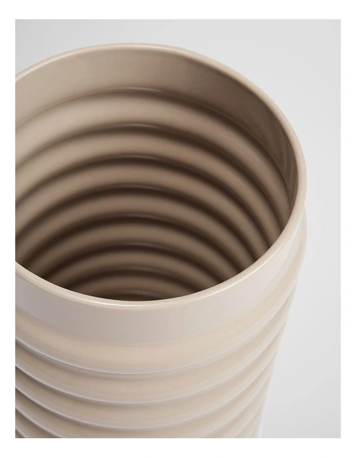 Tori Large Vase in Sand image 2