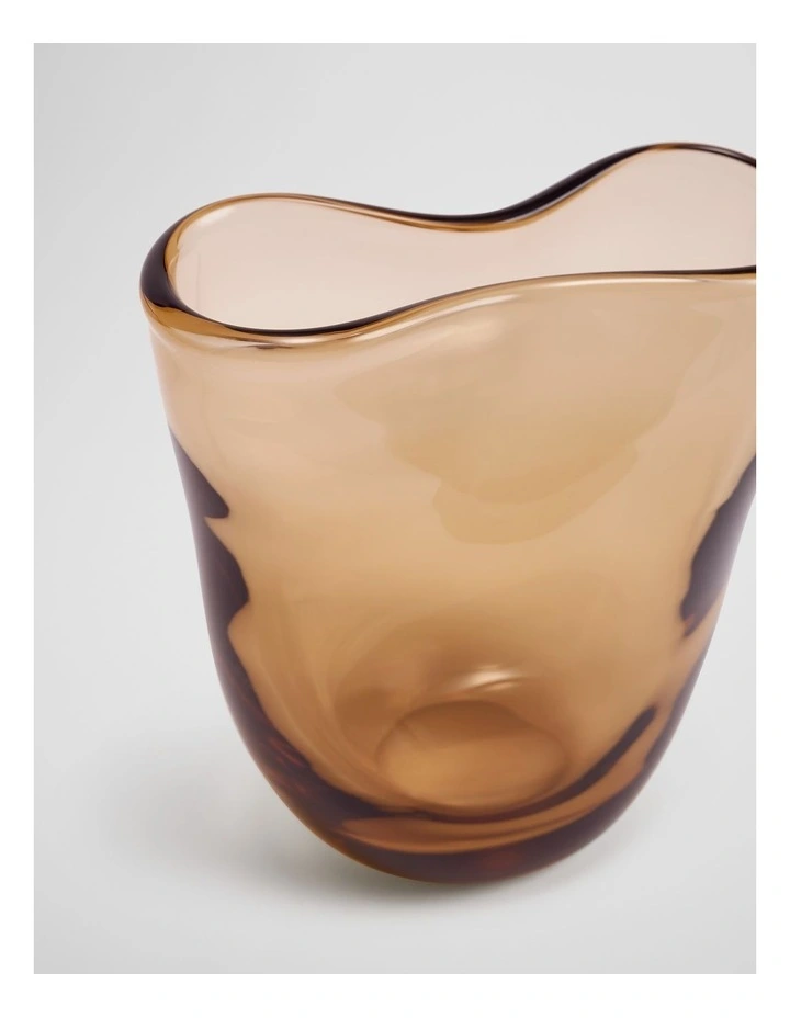 Lina Med Glass Vase in Beige image 2