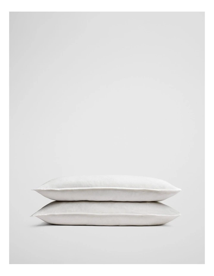 Skye Organically Grown Linen Standard Pillowcase Pair in Snow image 1
