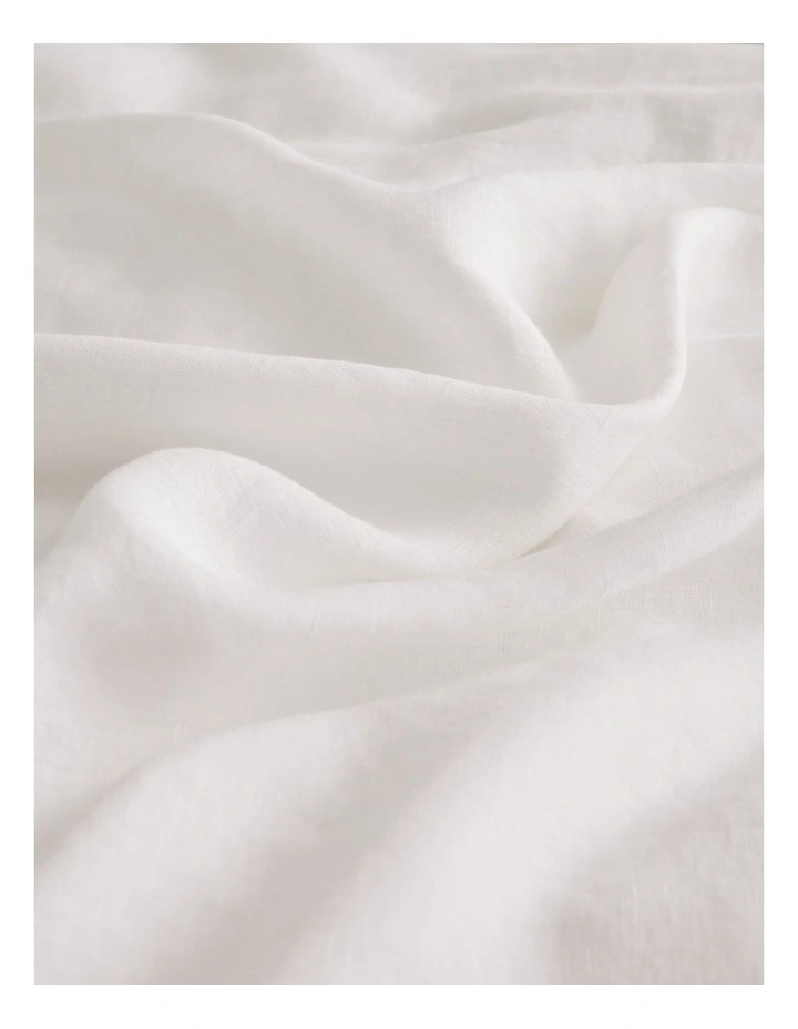 Skye Organically Grown Linen Queen Quilt Cover in Snow image 4