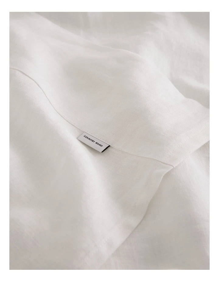 Skye Organically Grown Linen Queen Flat Sheet in Snow image 3