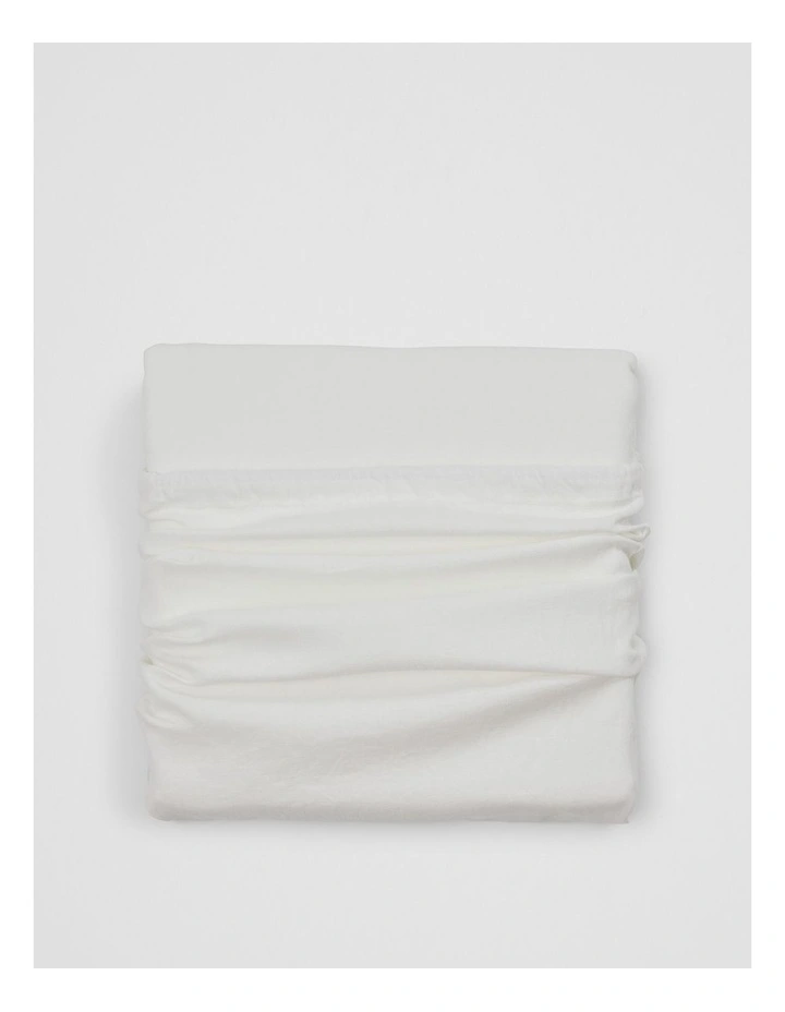 Skye Organically Grown Linen Super King Quilt Cover in Snow image 1