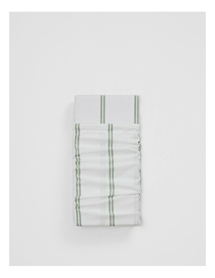 Goldie Australian Cotton Bassinet Sheet in Pear image 2