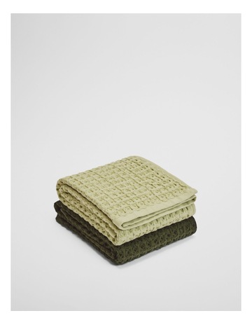 Leek Green colour