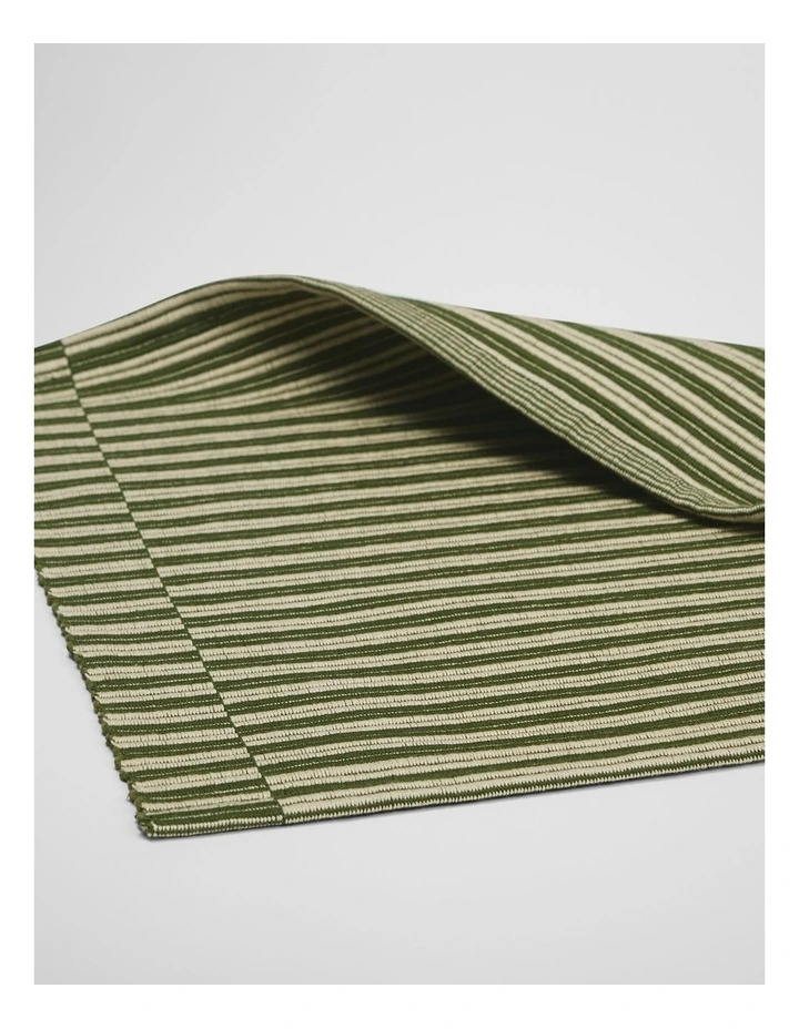Tarra Placemat in Dark Olive image 2