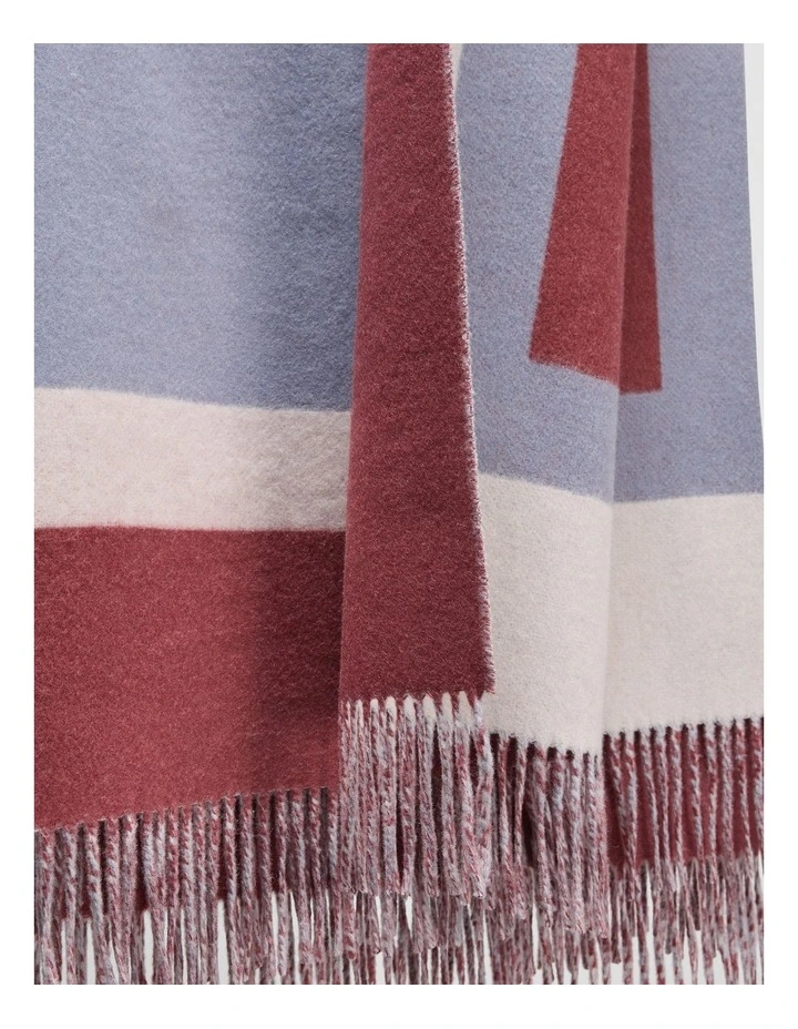 Cameron Throw in Ciel Blue image 3